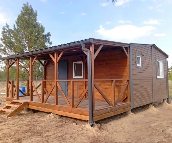 Дерев'яний будинок (дачний) 6х4,8м