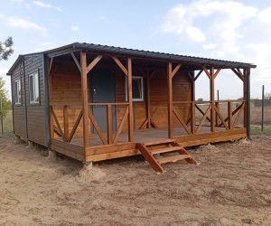 Дерев'яний будинок (дачний) 6х4,8м