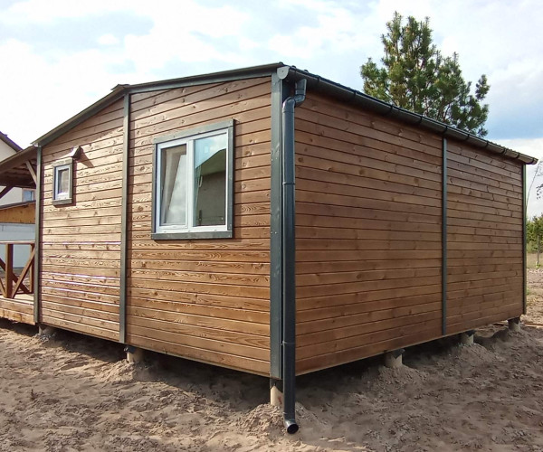 Дерев'яний будинок (дачний) 6х4,8м