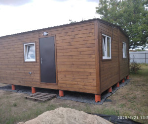Дерев'яний будинок 7х6м