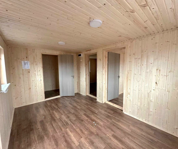 Дерев'яний будинок 7х6м