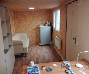 Побутівка (офіс) 6х2,4 м на деревяному каркасі