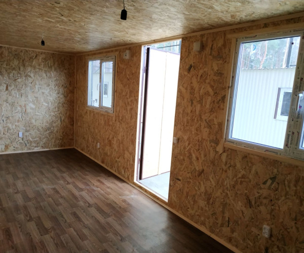 Побутівка (офіс) 6х2,4 м на деревяному каркасі