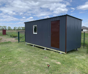 Побутівка (дачна) 6х2,4 м на дерев'яному каркасі