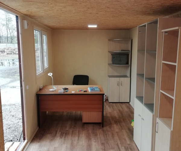 Побутівка (офіс) 6х2,4 м на деревяному каркасі