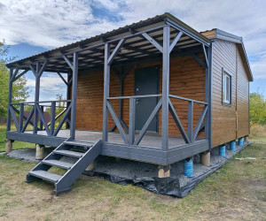 Будинок 7х6м +тераса 6х2,4м